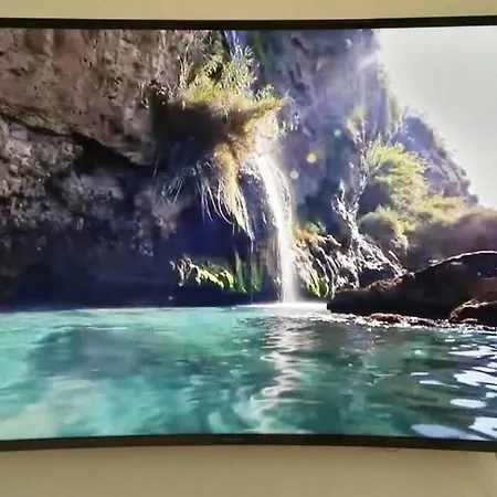 Burriana Carabeo شقة نيرخا